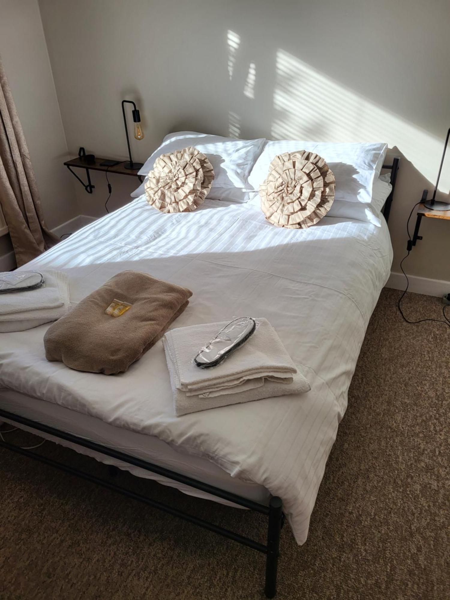 Retreat By The Feale, Finuge Hotel Листоуел Стая снимка